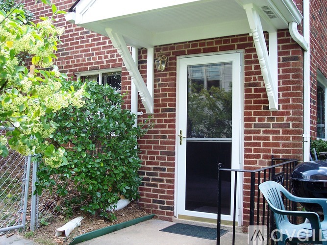 6113 N. 31st St Studio Single Family Home for Rent - Photo gallery 3