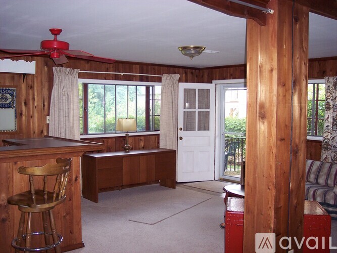 6113 N. 31st St Studio Single Family Home for Rent - Photo gallery 4