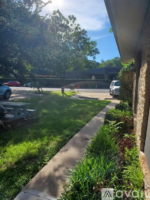 1305 Camp Craft Road 2 Beds Apartment for Rent - Photo gallery 5