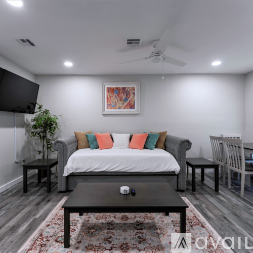 1116 Morgan Ave 1 Apartment for Rent - Photo gallery 5