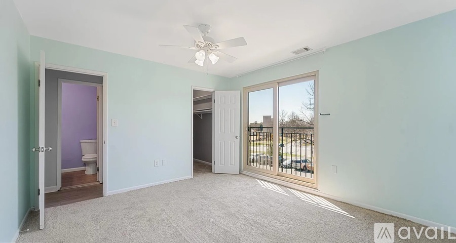 5015 Green Mountain Cir 1 Condo for Rent - Photo gallery 2