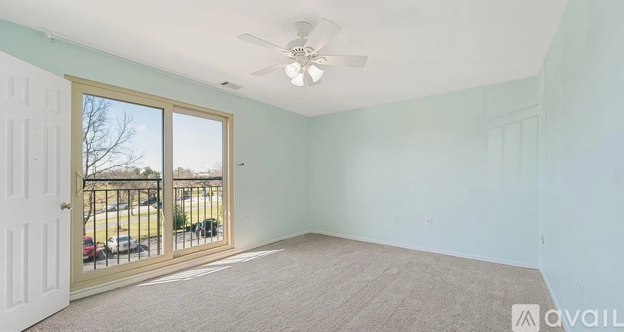 5015 Green Mountain Cir 1 Condo for Rent - Photo gallery 3
