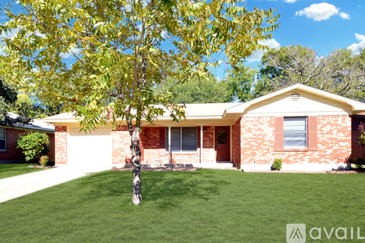 3102 Lawnwood Dr 3 Beds Single Family Home for Rent - Photo gallery 2