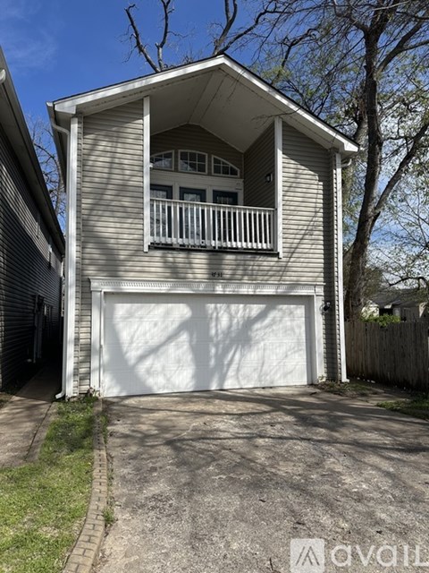 3731 Riverside Dr 3 Beds Apartment for Rent