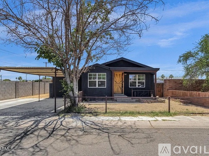 2107 West Wilshire Drive 2 Beds Apartment for Rent - Photo gallery 2