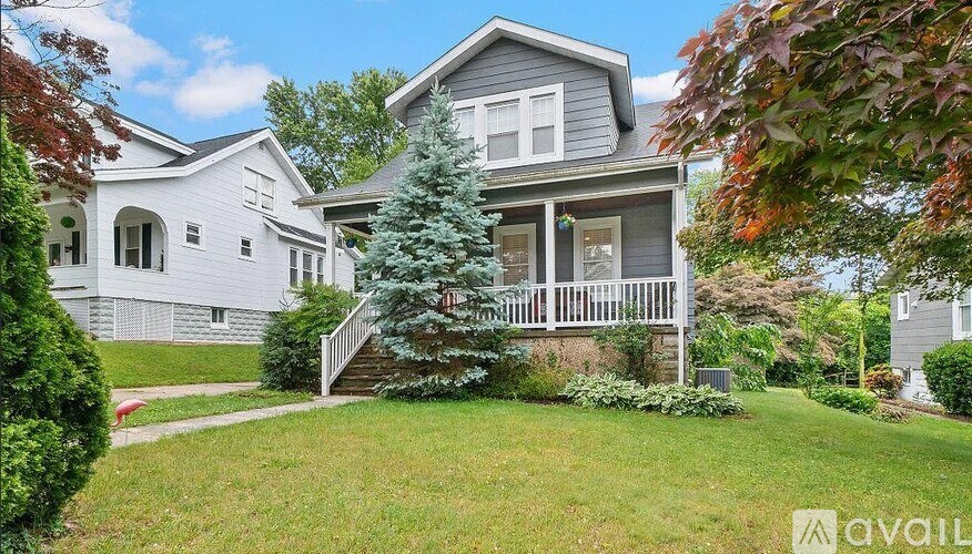 3013 Harview Avenue 3 Beds Single Family Home for Rent - Photo gallery 1