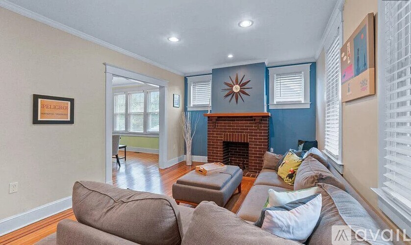 3013 Harview Avenue 3 Beds Single Family Home for Rent - Photo gallery 5