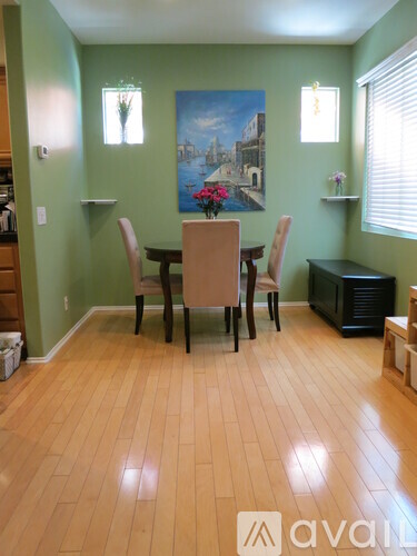 2384 Sunningdale Drive 3 Beds Condo for Rent - Photo gallery 3