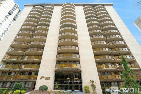 150 Overlook Avenue 3 Beds Apartment for Rent