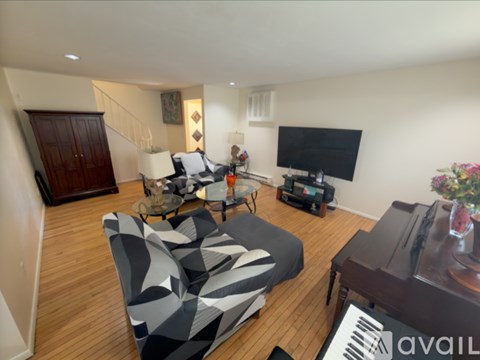 37 Sherman Street 2 Beds Apartment for Rent