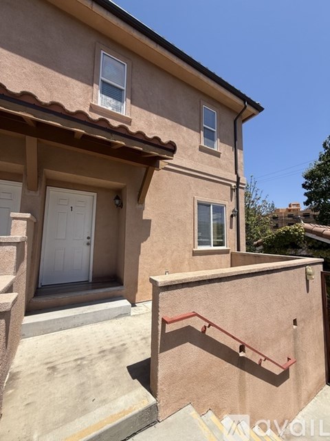1769 Los Feliz Dr 2 Beds Apartment for Rent