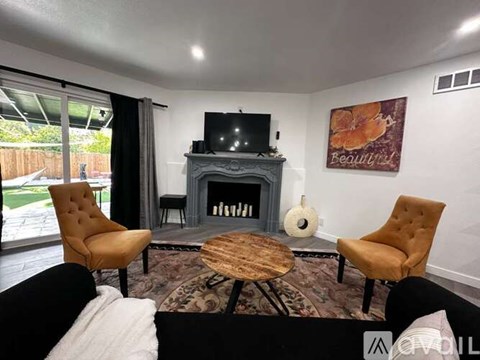 6737 Blewett Ave 4 Beds Apartment for Rent