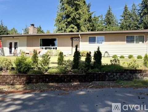 6032 Harlow Drive 3 Beds Apartment for Rent