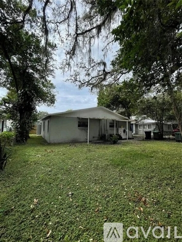 8213 North 12th Street 2 Beds Single Family Home for Rent - Photo gallery 5