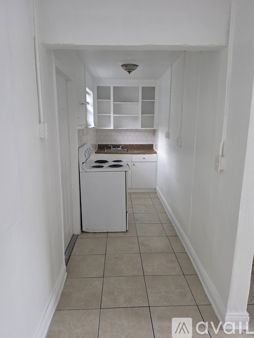 840 NW 10th St 1 Apartment for Rent - Photo gallery 1