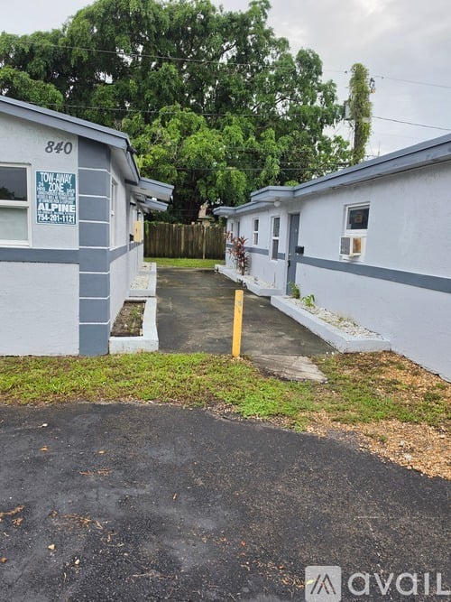 840 NW 10th St 1 Apartment for Rent - Photo gallery 2