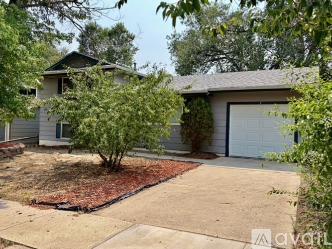 2236 Fernwood Dr 3 Beds Single Family Home for Rent - Photo gallery 3