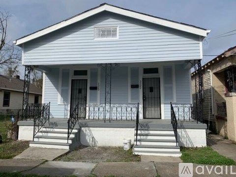 3320 Delachaise St 2 Beds Apartment for Rent