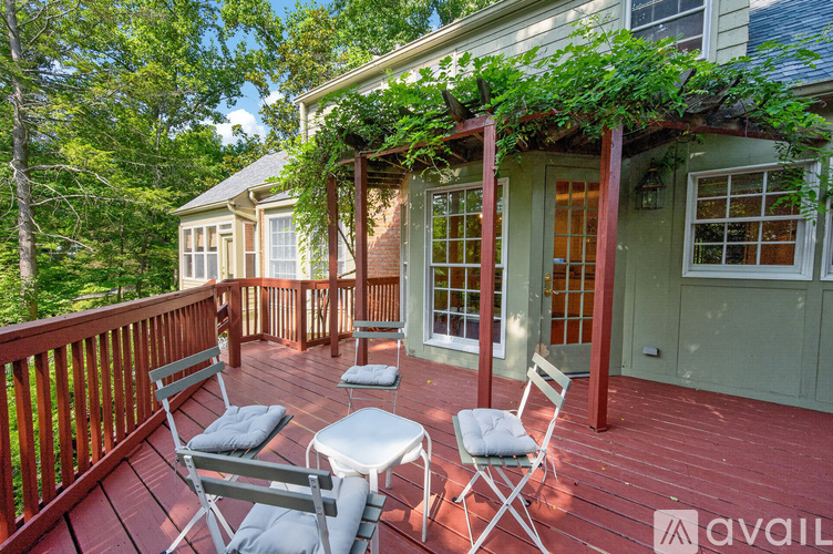 444 Hidden Valley Lane 3 Beds Single Family Home for Rent - Photo gallery 2