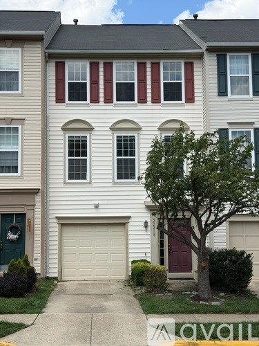 22218 Great Trail Terrace 3 Beds Apartment for Rent