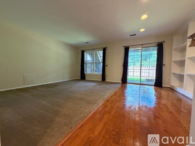 22218 Great Trail Terrace 3 Beds Townhouse for Rent - Photo gallery 3