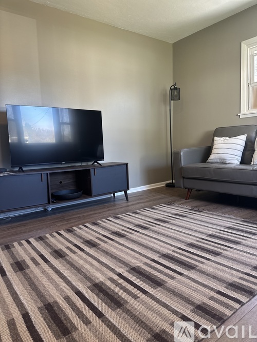 204 Clay Street 3 Beds Single Family Home for Rent - Photo gallery 3