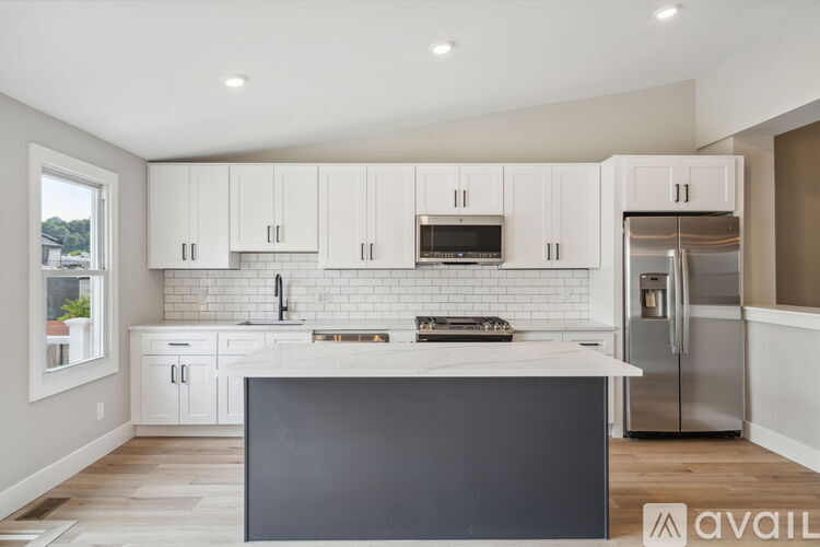 163 East Street 4 Beds Single Family Home for Rent - Photo gallery 5