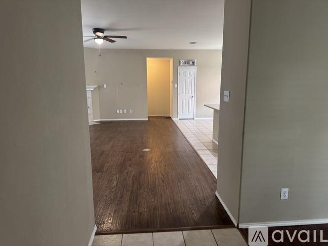 13645 Valley Mills Drive 3 Beds Apartment for Rent - Photo gallery 1