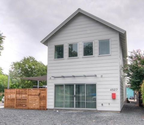 4527 Depew Ave 6 Beds Apartment for Rent