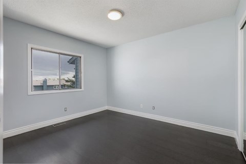 1602-919 38 Street NE 2 Beds Apartment for Rent
