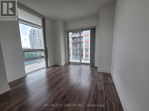 605 - 621 SHEPPARD AVENUE E 2 Beds Apartment for Rent