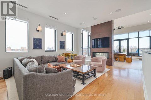 PH2 - 540 COLLEGE STREET 4 Beds Apartment for Rent