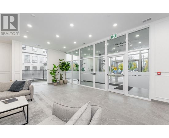 502 - 71 WYNDHAM STREET S 2 Beds Apartment, Condo, Home for Rent - Photo gallery 4