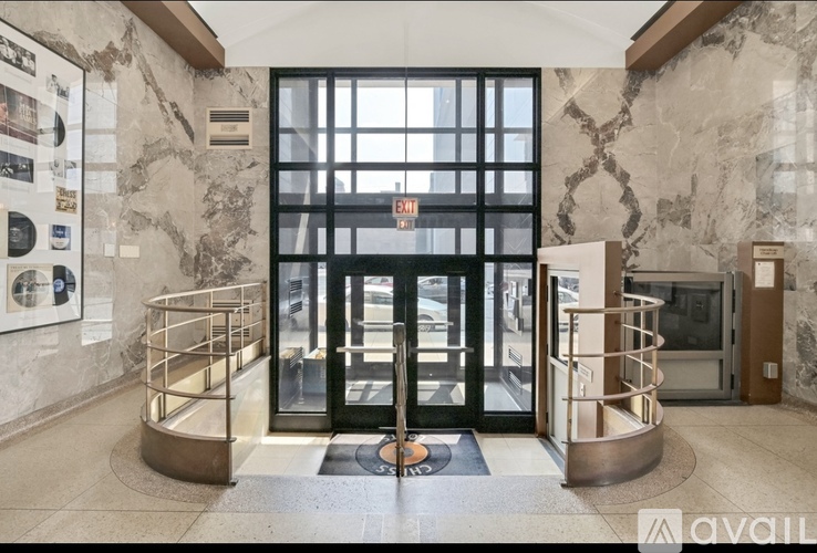 320 East 21st Street 2 Beds Condo for Rent - Photo gallery 2