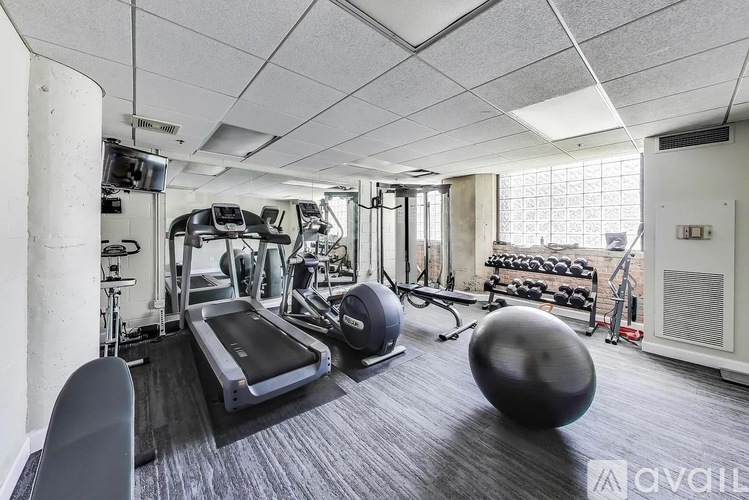 320 East 21st Street 2 Beds Condo for Rent - Photo gallery 3