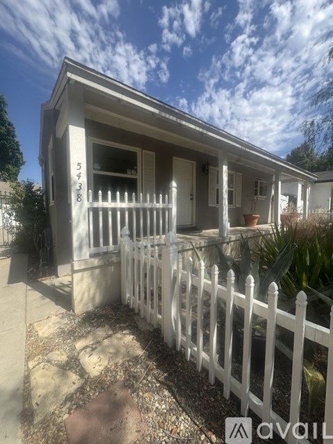 5438 Sylvia Avenue 1 Apartment for Rent