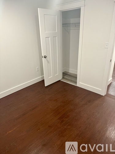 901 East Wilson Street 2 Beds Single Family Home for Rent - Photo gallery 5