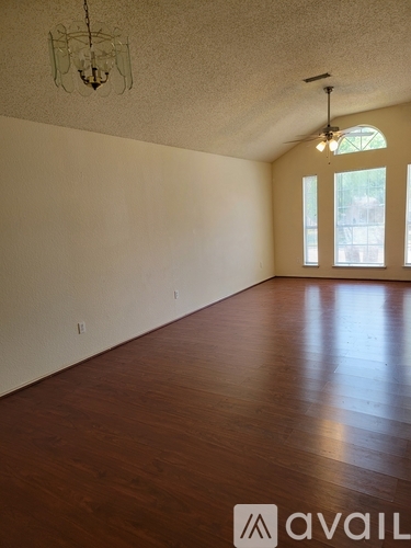7005 Rovato Drive 4 Beds Apartment for Rent - Photo gallery 2