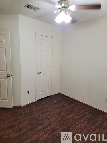 7005 Rovato Drive 4 Beds Apartment for Rent - Photo gallery 4