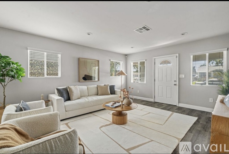 5434 4th Avenue 3 Beds Single Family Home for Rent - Photo gallery 2