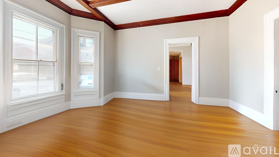12 Lyman St 4 Beds Apartment for Rent - Photo gallery 4