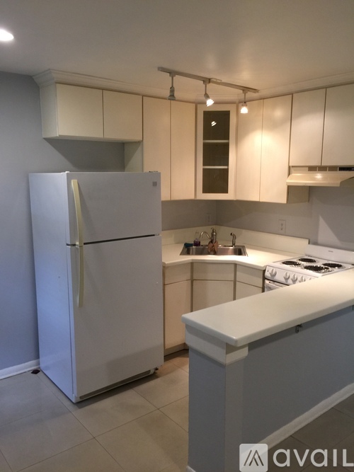 5150 Northeast 6th Avenue 1 Condo for Rent - Photo gallery 2
