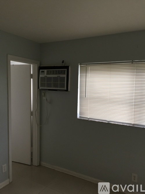 5150 Northeast 6th Avenue 1 Condo for Rent - Photo gallery 5