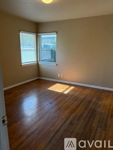 4709 North Arthur Avenue 2 Beds Single Family Home for Rent - Photo gallery 5