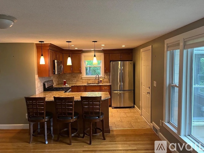 90 River Road 2 Beds Single Family Home for Rent - Photo gallery 2
