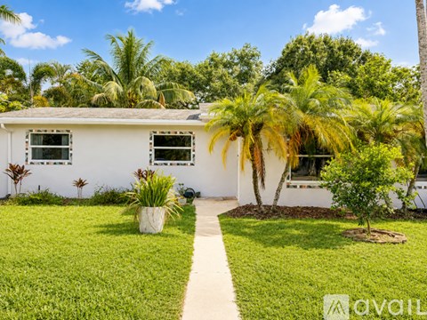 1720 Southwest 4Th Street 3 Beds Apartment for Rent