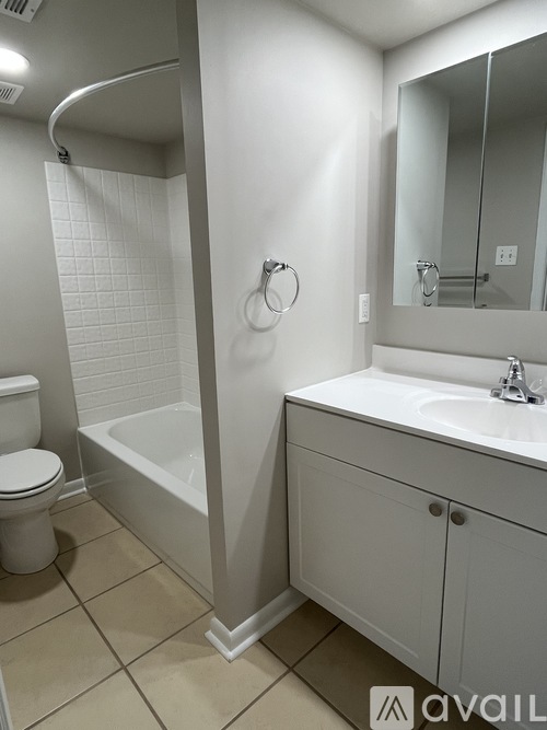 1316 West Chester Pike 2 Beds Apartment for Rent - Photo gallery 5