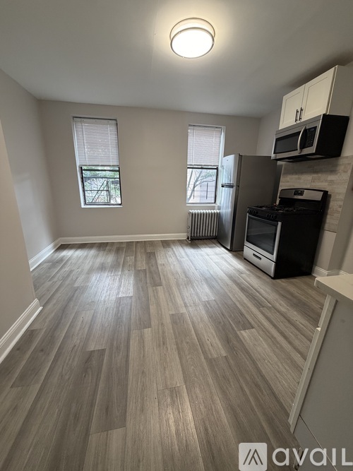 6308 Broadway 2 Beds Apartment for Rent - Photo gallery 2