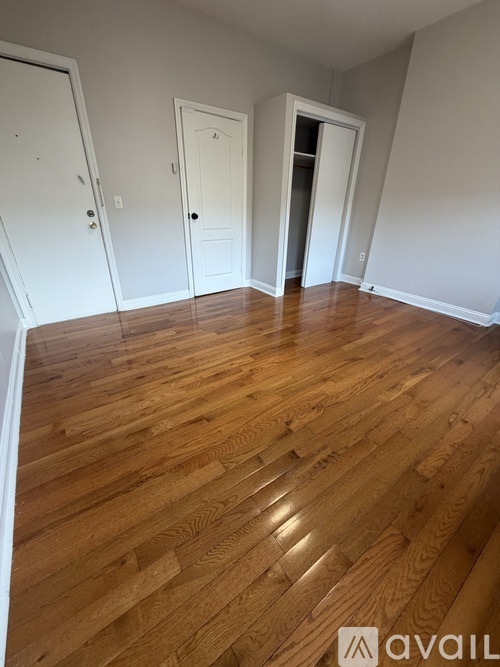 6308 Broadway 2 Beds Apartment for Rent - Photo gallery 3