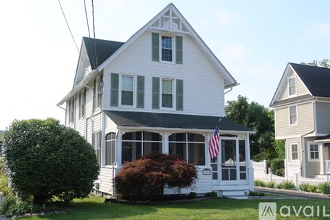 904 Arnold Avenue 4 Beds Apartment for Rent